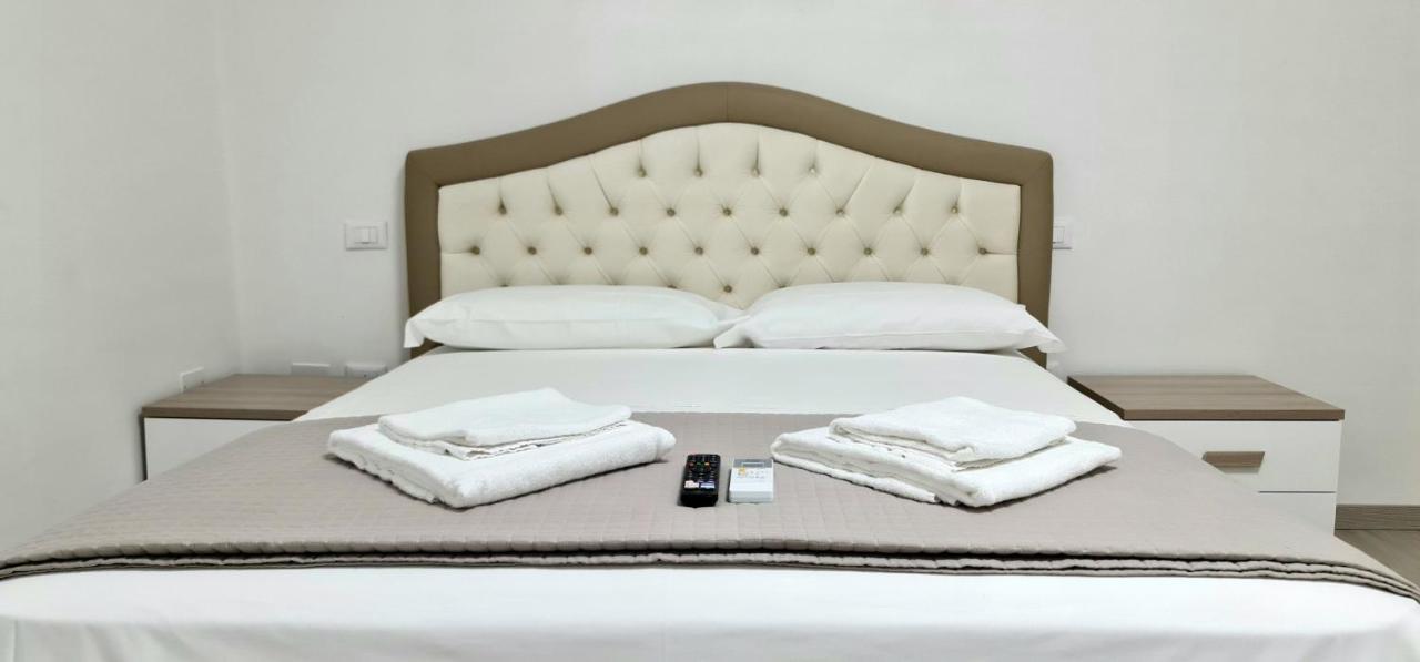 Farah'S House Hotel Падуа Екстериор снимка