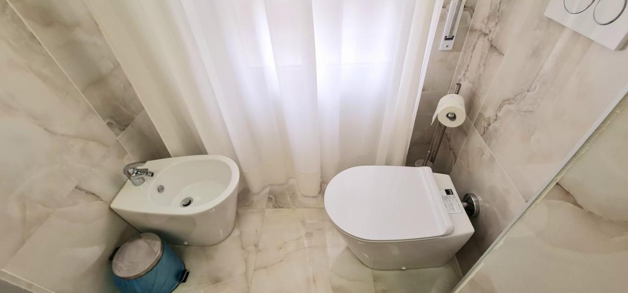 Farah'S House Hotel Падуа Екстериор снимка