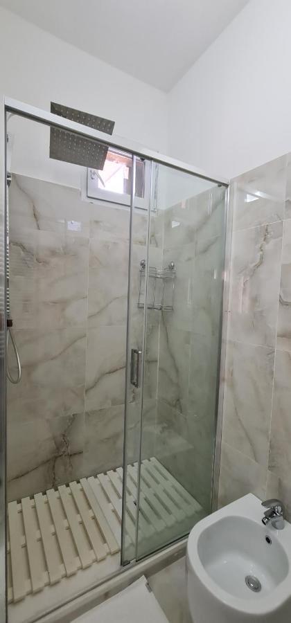 Farah'S House Hotel Падуа Екстериор снимка
