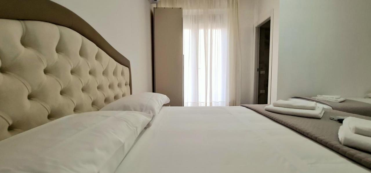 Farah'S House Hotel Падуа Екстериор снимка