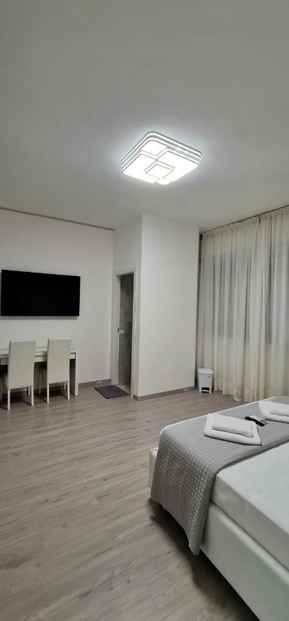 Farah'S House Hotel Падуа Екстериор снимка